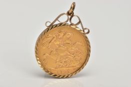 A SOVEREIGN PENDANT, the 1907 Edward VII sovereign within a 9ct scrolling pendant mount, mount