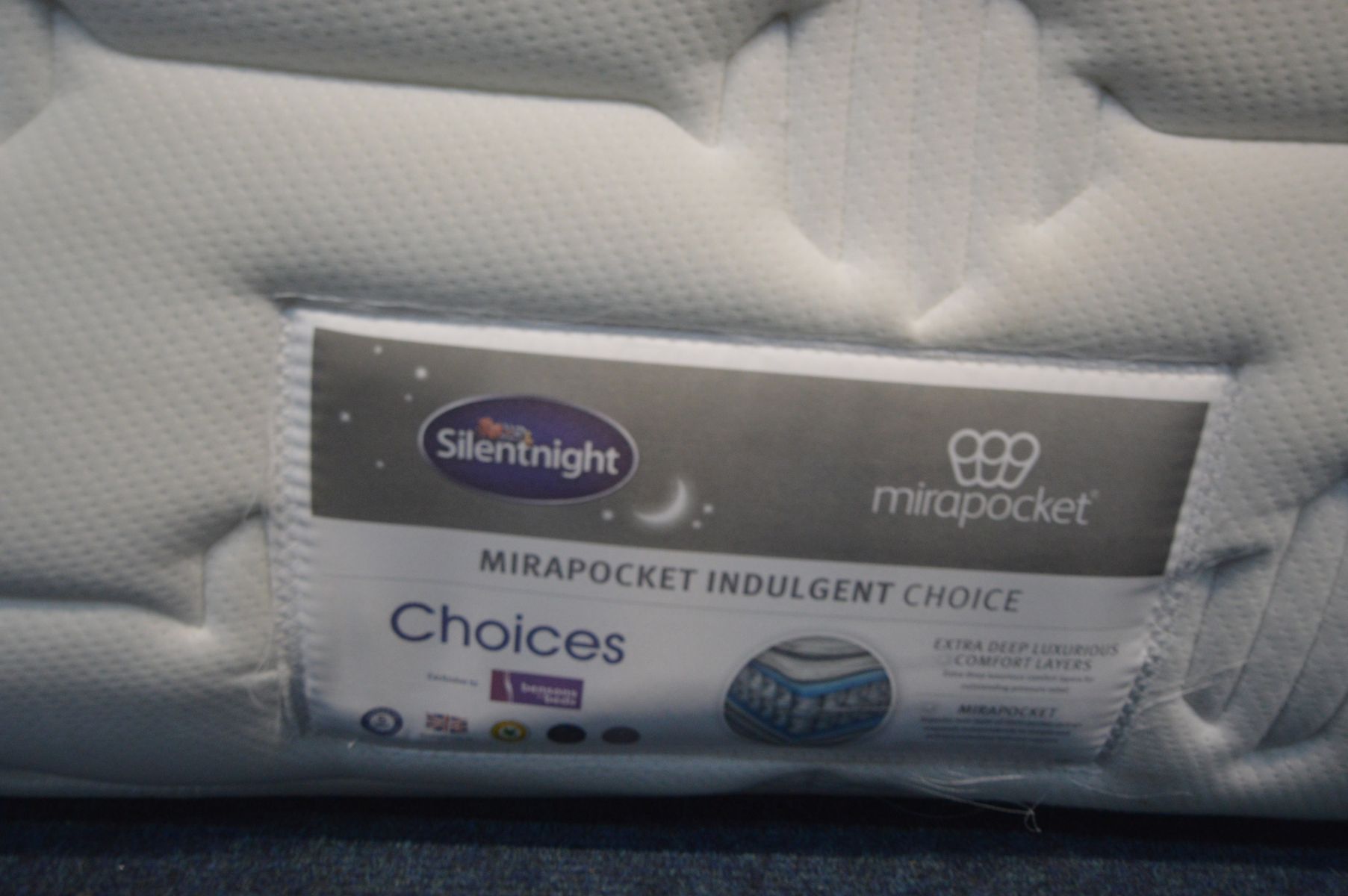 A SILENT NIGHT MIRAPOCKET INDULGENT 4FT6 MATTRESS (condition:- needs a clean) - Image 2 of 2