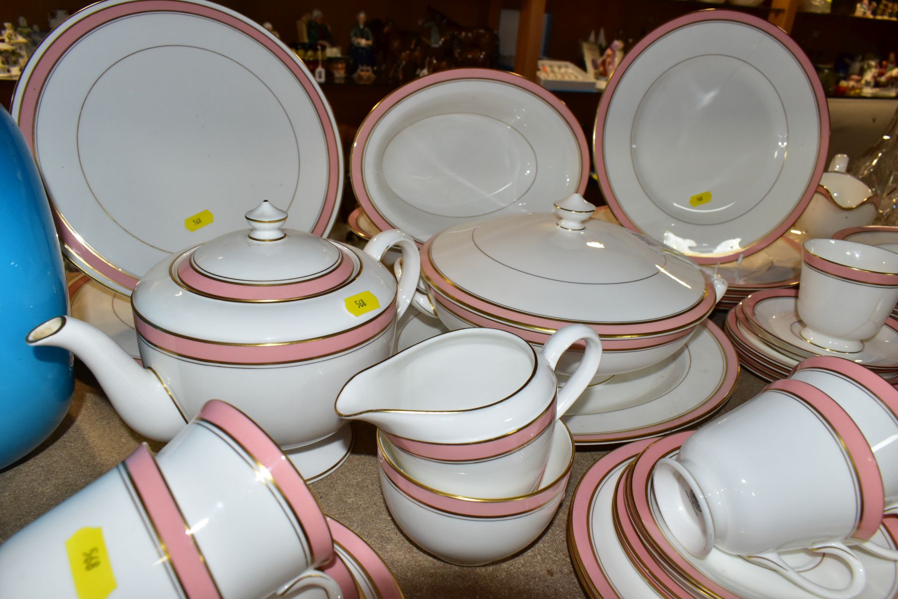 ROYAL WORCESTER HOWARD PART DINNER SERVICE, comprising five dinner plates, one cracked, one chipped, - Image 7 of 10