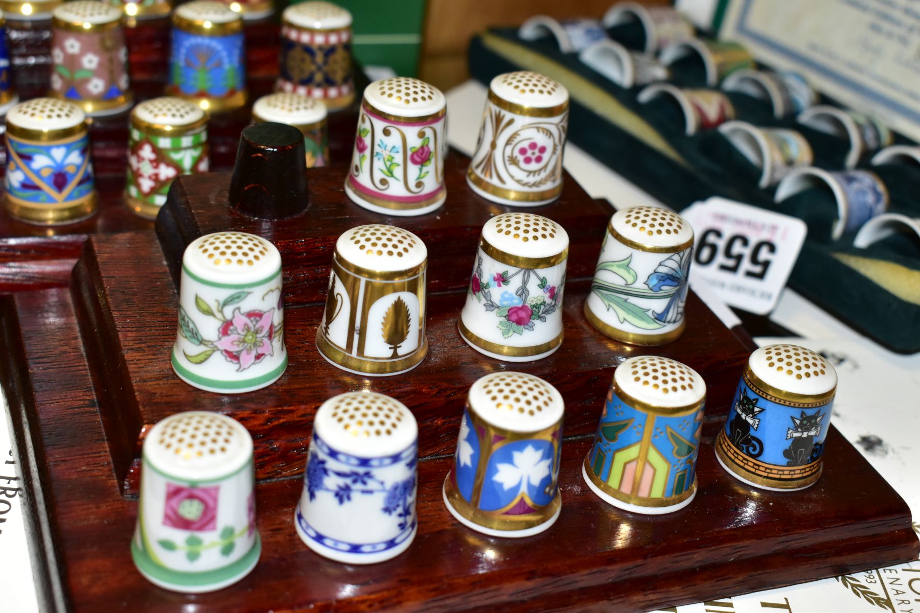 THREE SETS OF MINTON COLLECTORS THIMBLES, comprising cased set of twelve limited edition sets 'The - Image 3 of 6