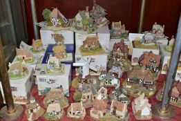 THIRTY ONE LILLIPUT LANE SCULPTURES, from various collectors, comprising a boxed collectors club