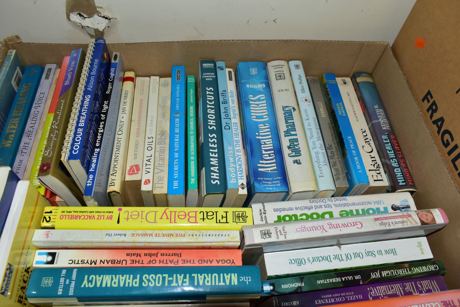 BOOKS & MAGAZINES, approximately one hundred and eighty titles in six boxes, mostly relating to - Image 7 of 8