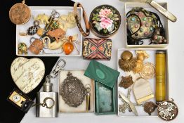 A BOX OF MISCELLANEOUS ITEMS, to include a carved malachite trinket box, two ceramic trinket