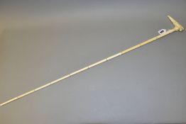 A 19TH CENTURY IVORY LION/ELEPHANT HANDLED SECTIONAL WALKING STICK), length 91cm (Condition:- one