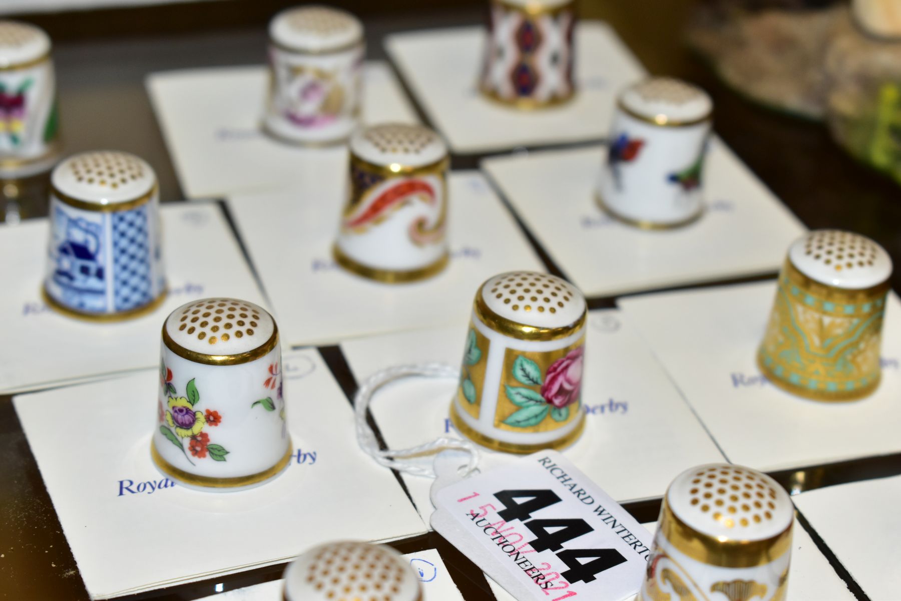 A COLLECTION OF TWENTY ONE ROYAL CROWN CHINA THIMBLES, including a selection from The Historical - Image 3 of 6