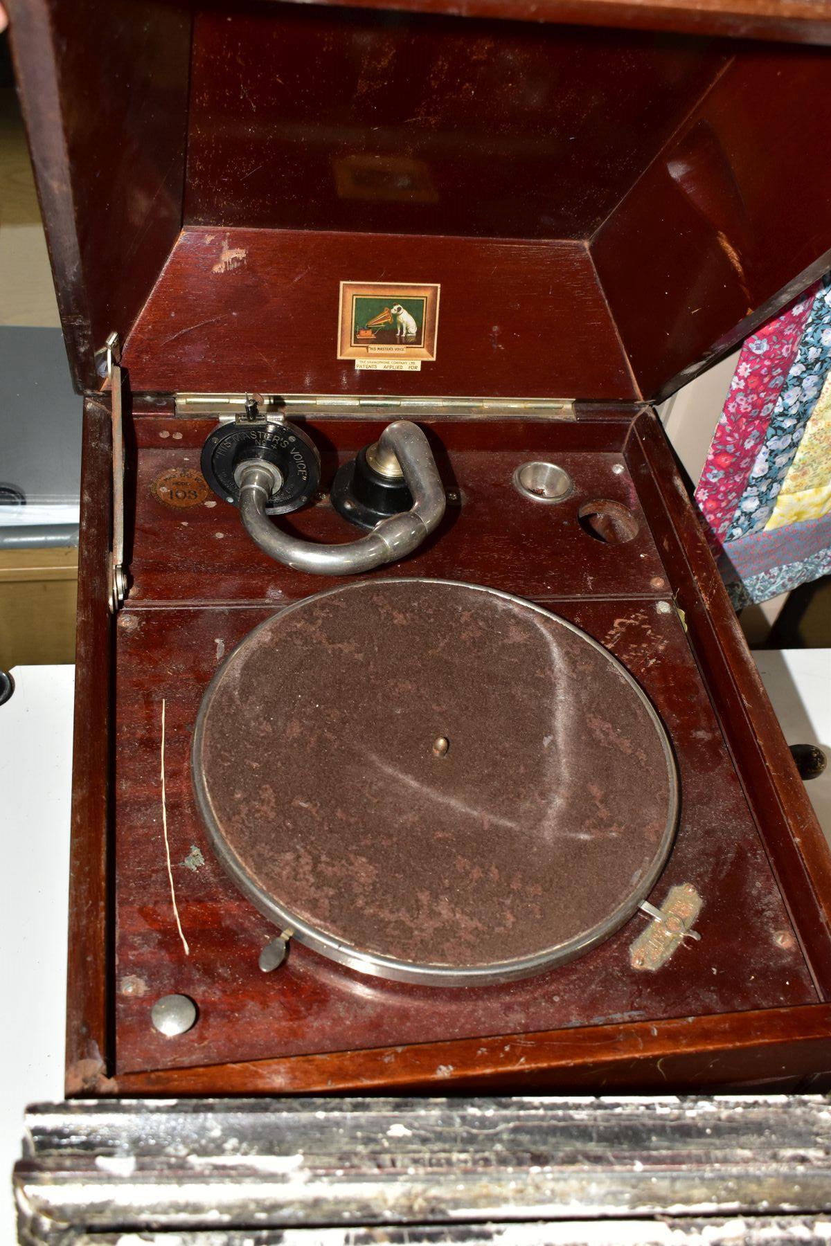 TWO BOXES AND LOOSE PICTURES, ORNAMENTS, VINTAGE TELEPHONE AND GRAMOPHONE, ETC, to include an - Image 7 of 8