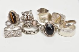 A BAG OF ASSORTED SILVER AND WHITE METAL RINGS, twelve rings in total, various styles and designs,