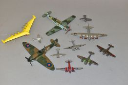 A QUANTITY OF UNBOXED AND ASSORTED PLAYWORN DIECAST, PLASTIC AND LEAD AIRCRAFT MODELS, to include