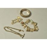 FOUR ITEMS OF SILVER AND WHITE METAL JEWELLERY, to include a double curb link charm bracelet