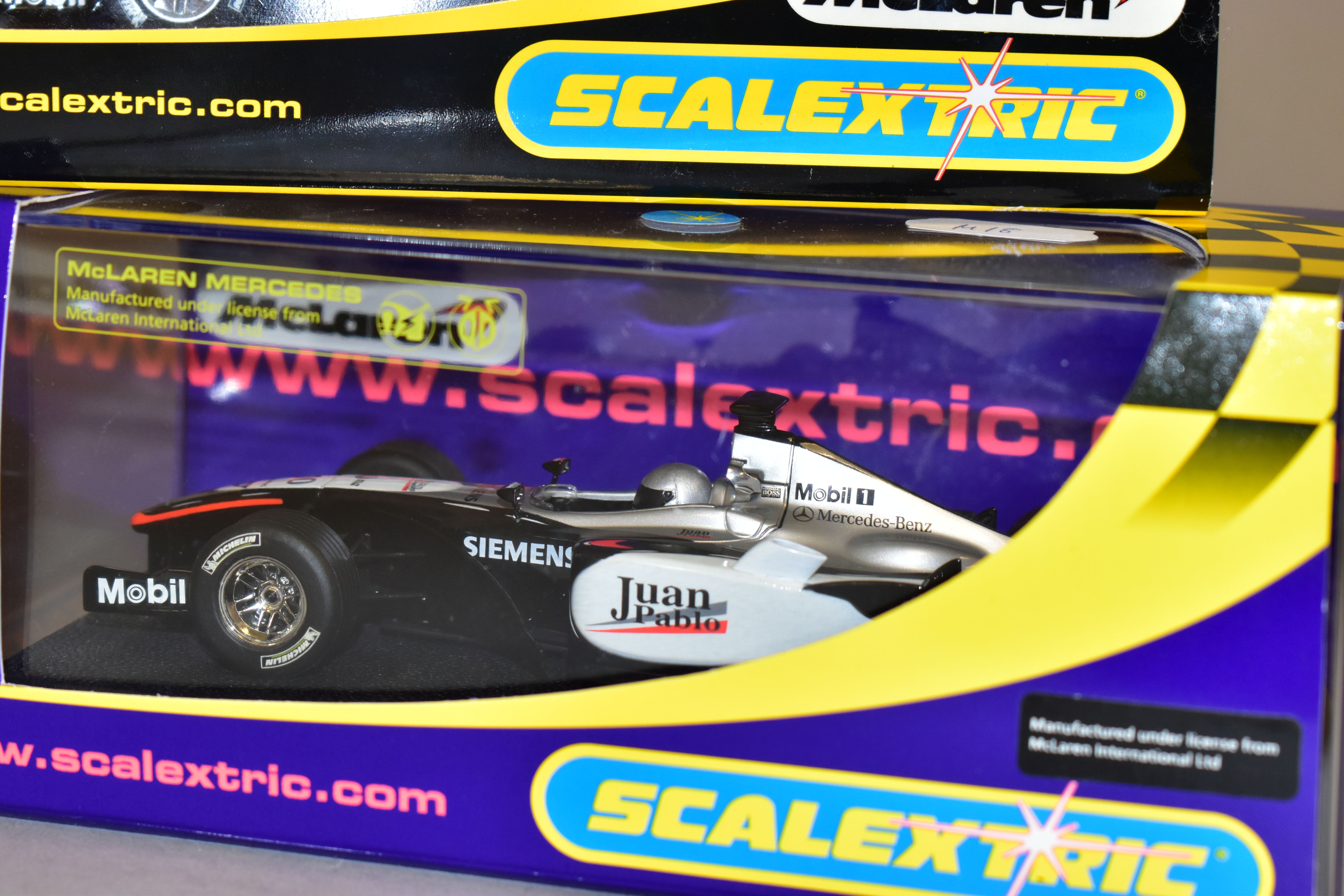 FIVE BOXED SCALEXTRIC McLAREN MERCEDES MP4-16 F1 RACING CARS, No.5 DAVID 2004 (C2554), No.6 KIMI - Image 7 of 7