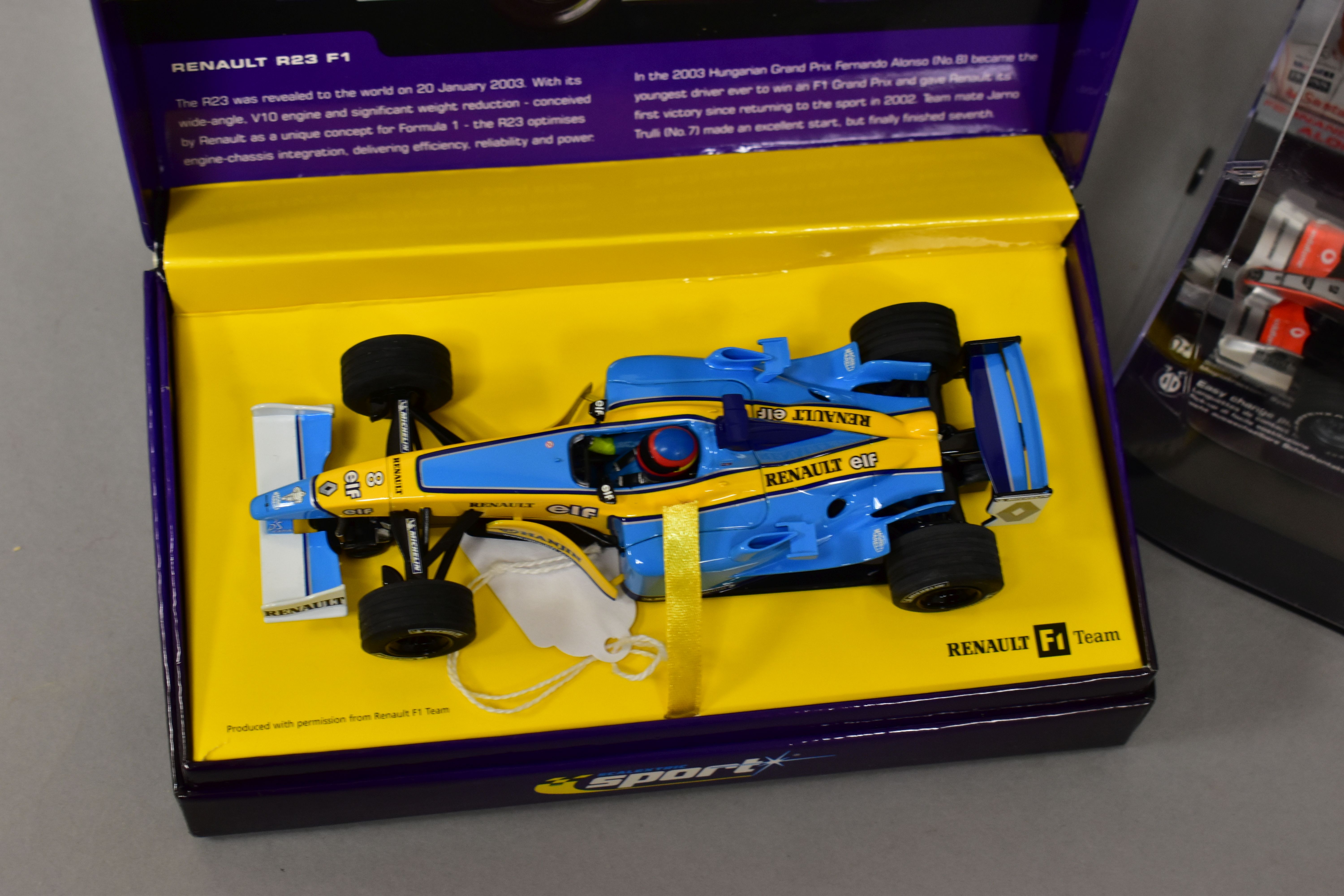 FOUR BOXED SCALEXTRIC F1 RACING CAR MODELS, Scalextric Sport Limited Edition Renault R23 F1 Jarno - Image 2 of 5
