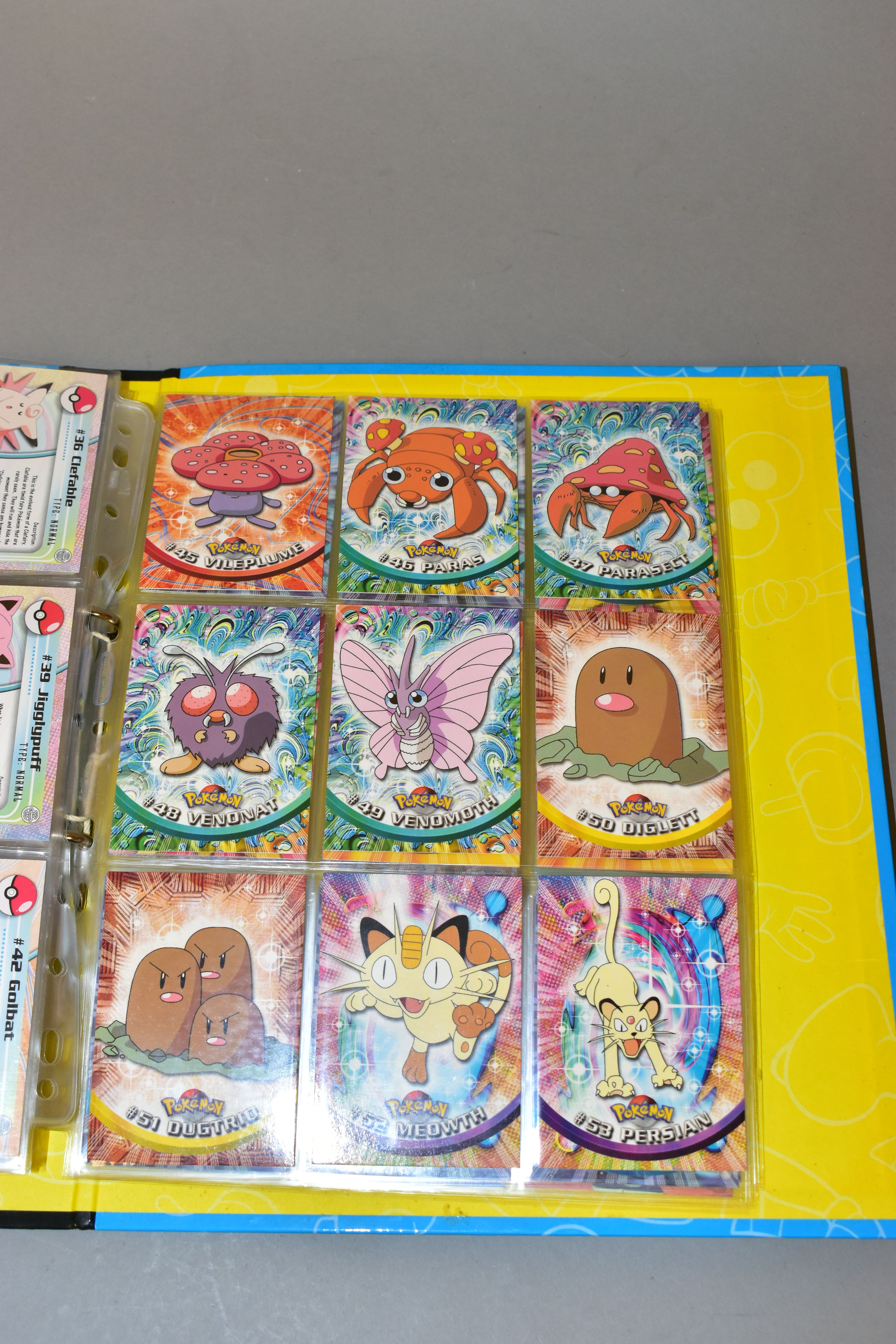 A COMPLETE SET OF THE TOPPS POKEMON TRADING CARDS SERIES 1, all 76 cards plus the 13 character cards - Image 17 of 20