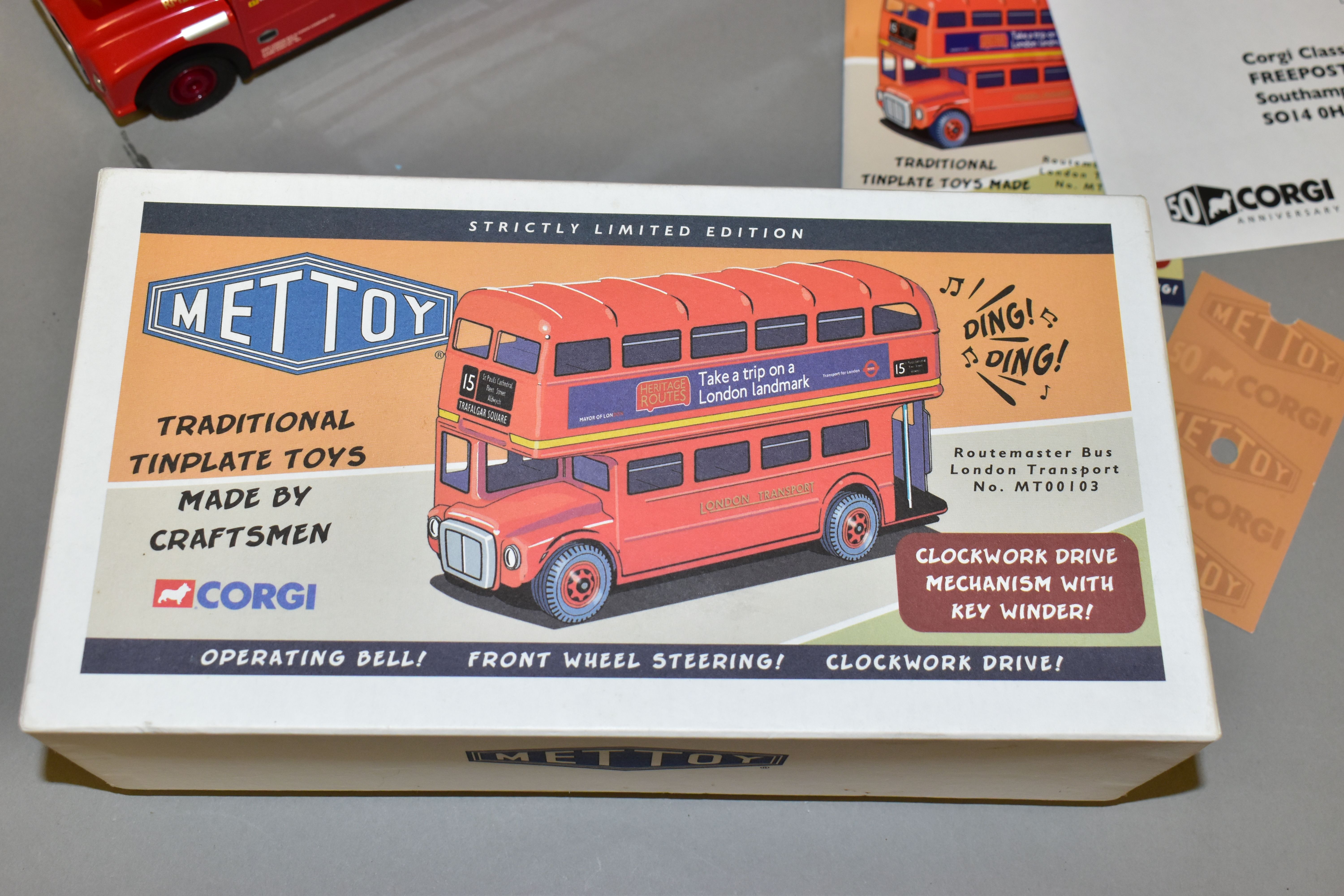 A CORGI METTOY LIMITED EDITION TINPLATE CLOCKWORK LONDON TRANSPORT ROUTMASTER BUS, No. MT 00103, - Image 5 of 6