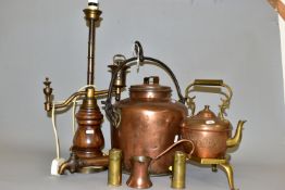 A GROUP OF COPPER AND BRASSWARE, Including large copper kettle having cast iron swing handle, a pair