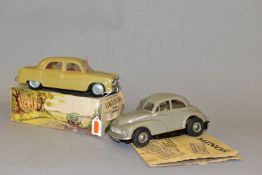 A BOXED PLASTIC FRICTION DRIVE FORD CONSUL LIMOUSINE, No.890, possibly Mettoy as carries