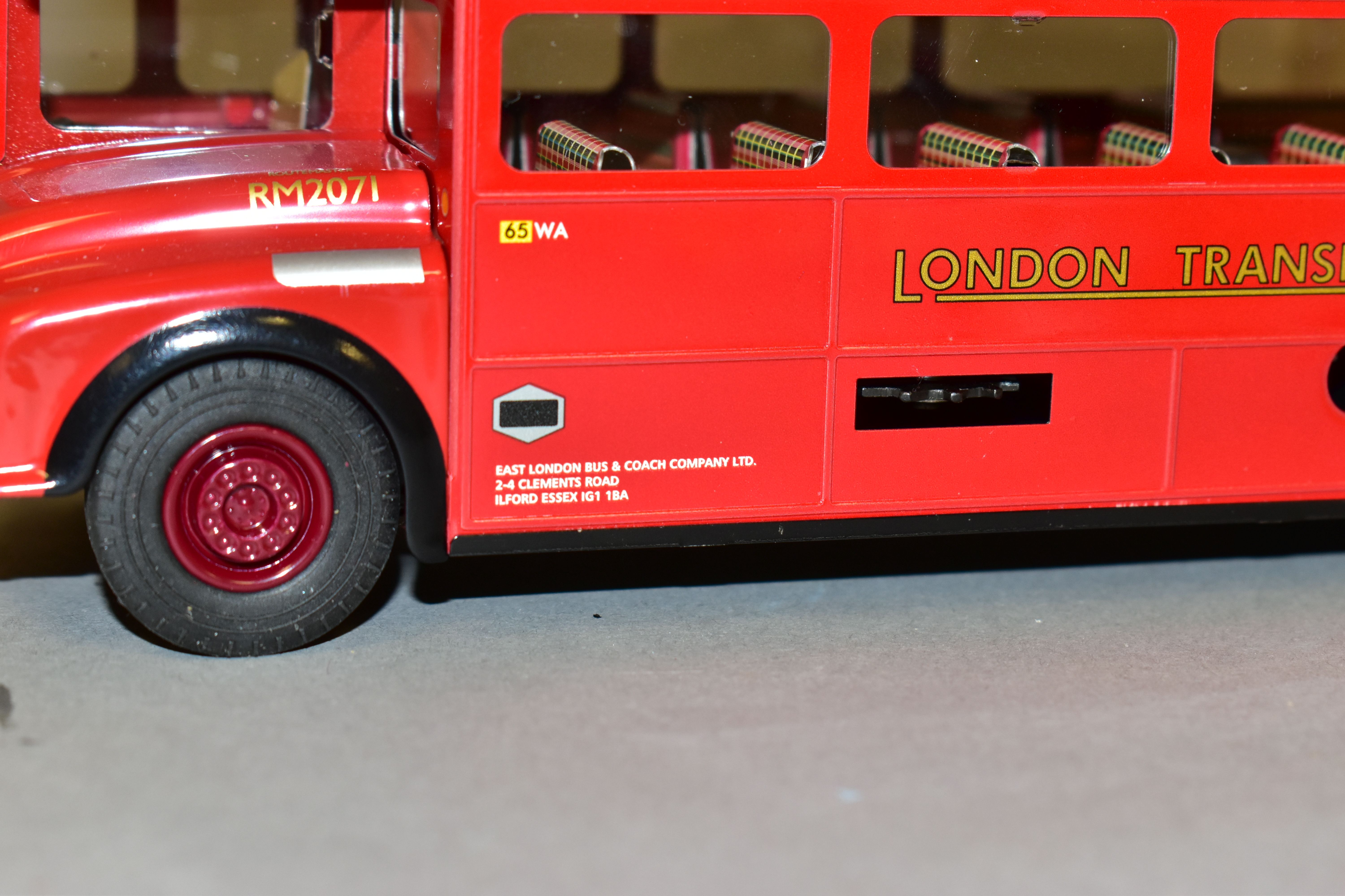 A CORGI METTOY LIMITED EDITION TINPLATE CLOCKWORK LONDON TRANSPORT ROUTMASTER BUS, No. MT 00103, - Image 3 of 6