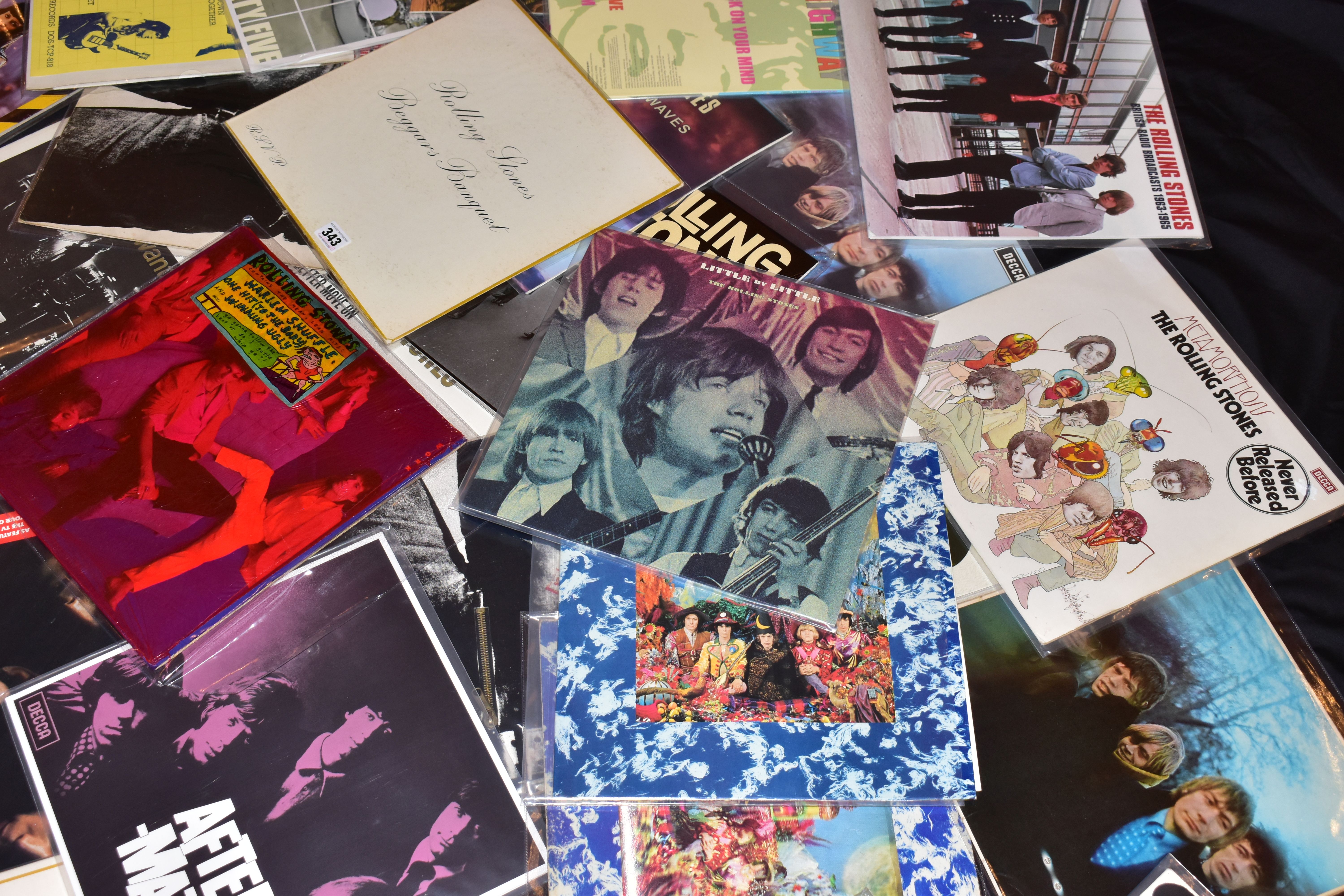 THE ROLLING STONES: THIRTY EIGHT LPs AND 12in SINGLES mostly modern, reissues, imports etc ( full - Image 5 of 6