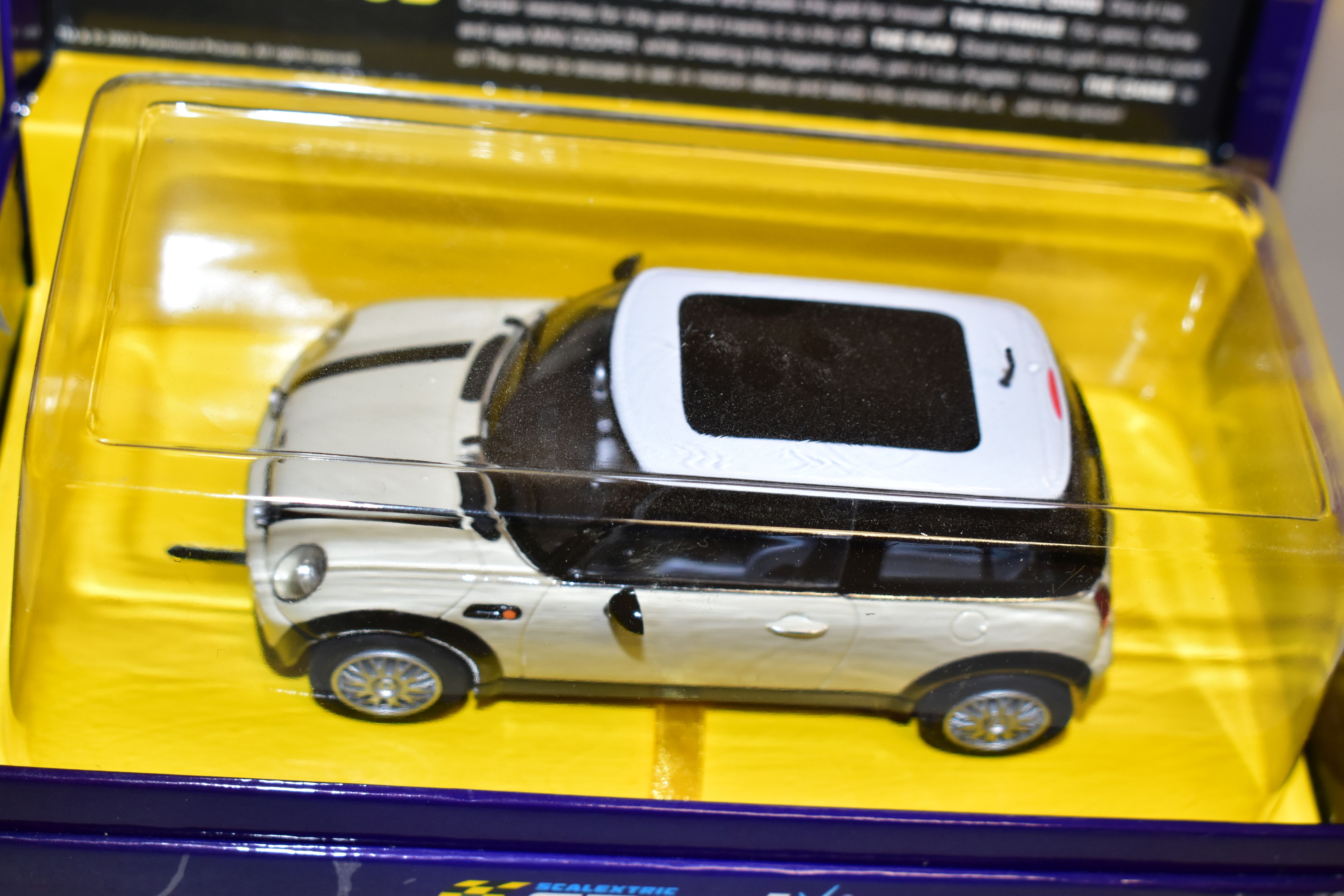 THREE BOXED SCALEXTRIC SPORT LIMITED EDITION THE ITALIAN JOB MINI COOPER S CARS, red (C2538A), white - Image 8 of 8