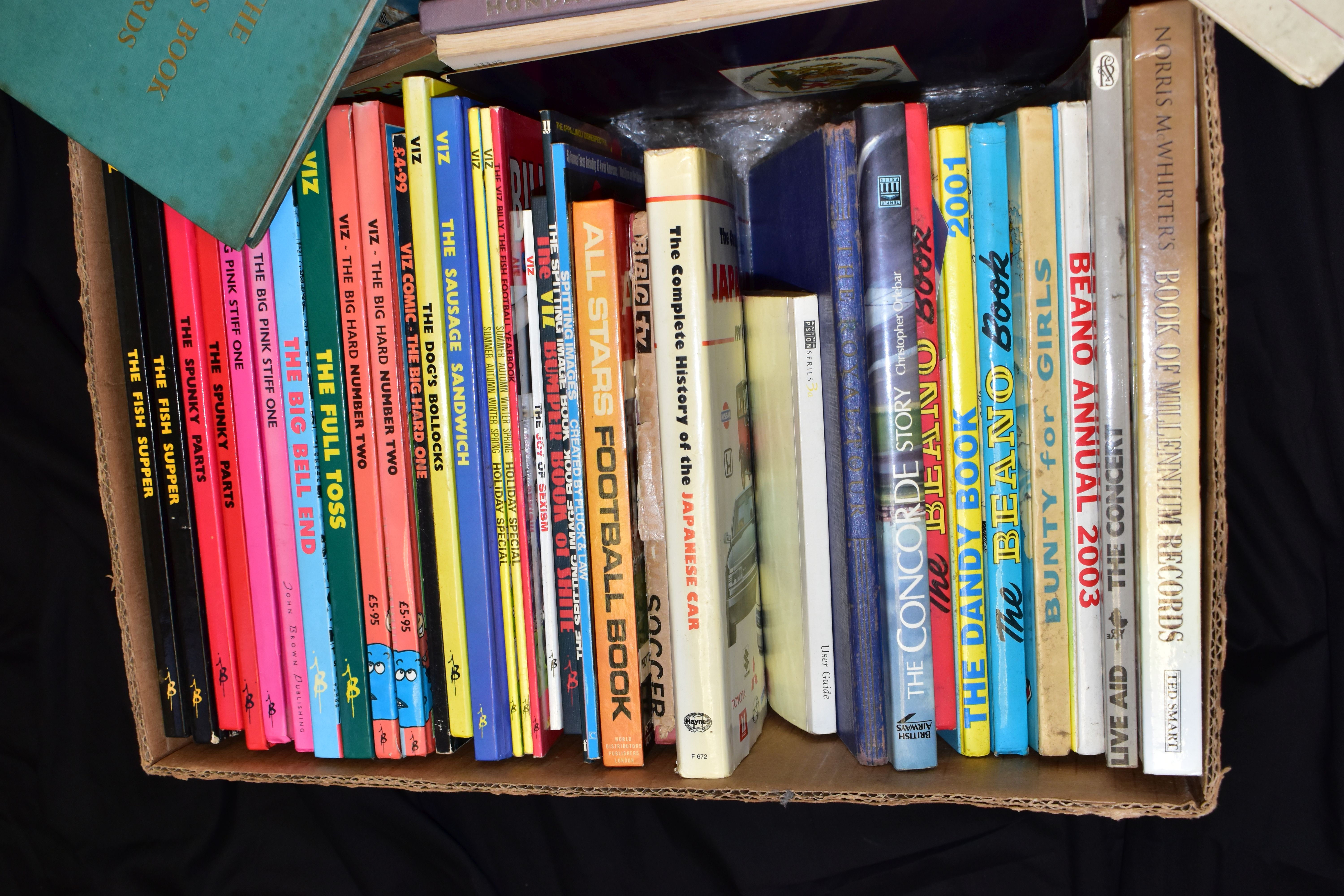 BOOKS & COMICS, approximately forty book titles to include VIZ, Beano, Dandy, Bunty, Annual, - Image 3 of 4