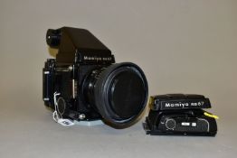 A MAMIYA RB67 PROFESSIONAL S MEDIUM FORMAT CAMERA with a PD Prism Finder and standard viewer, fitted