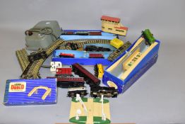 A BOXED HORNBY DUBLO TANK GOODS TRAIN SET, No.EDG17, comprising class N2 standard tank locomotive,