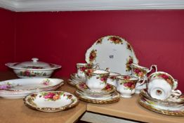 ROYAL ALBERT OLD COUNTRY ROSES TESET AND TRINKET, comprising cake/sandwich plate, milk jug, sugar