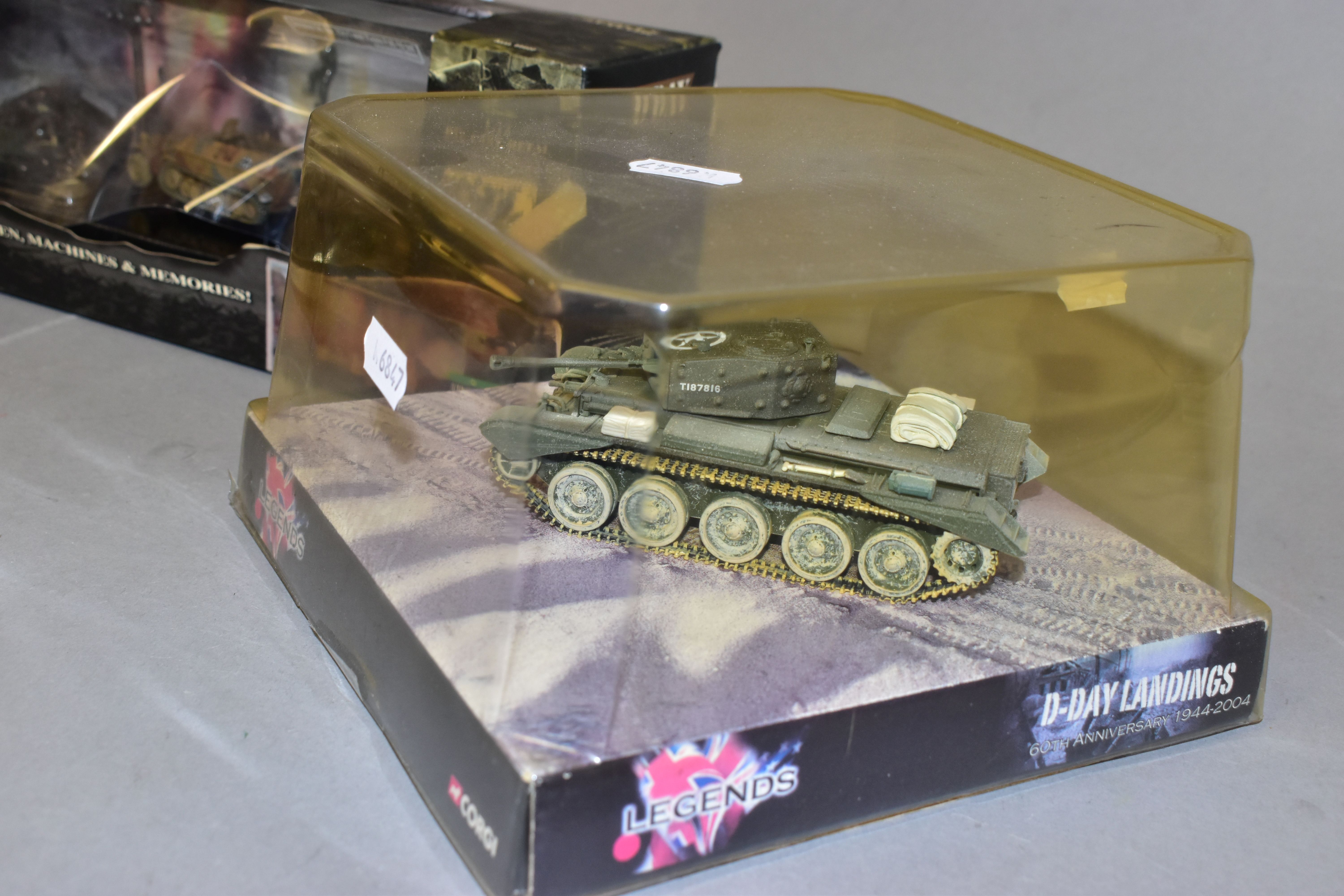 AN UNBOXED UNIMAX FORCES OF VALOR PANZER TANK MODEL, 1:32 scale, appears largely complete and in - Image 2 of 4