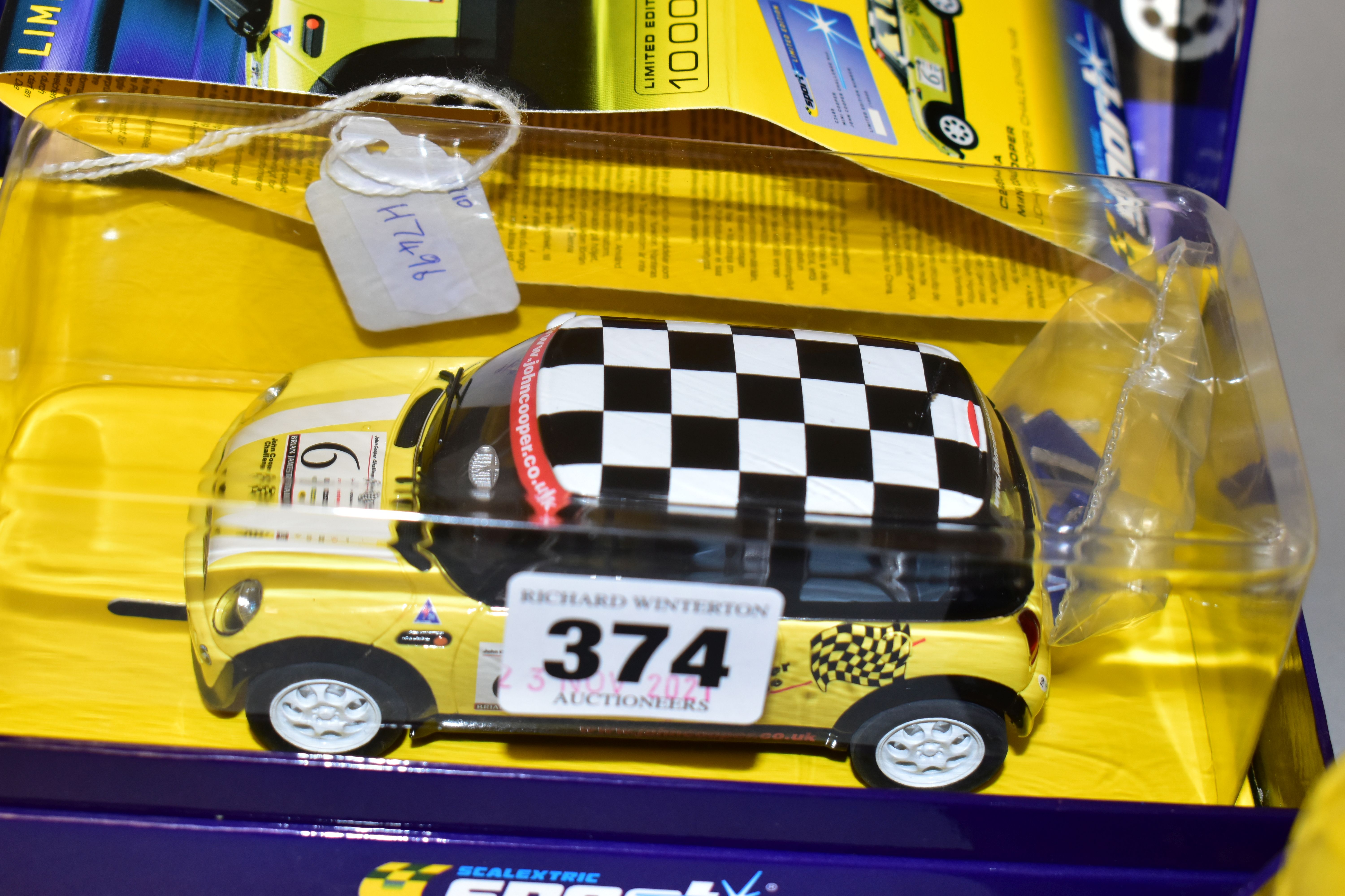 THREE BOXED SCALEXTRIC SPORT LIMITED EDITION THE ITALIAN JOB MINI COOPER S CARS, red (C2538A), white - Image 6 of 8