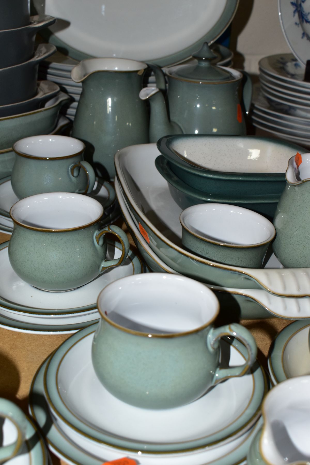 A SEVENTY FOUR PIECE DENBY REGENCY GREEN DINNER SERVICE WITH OTHER DENBY TABLE AND OVEN WARES ETC, - Image 8 of 11