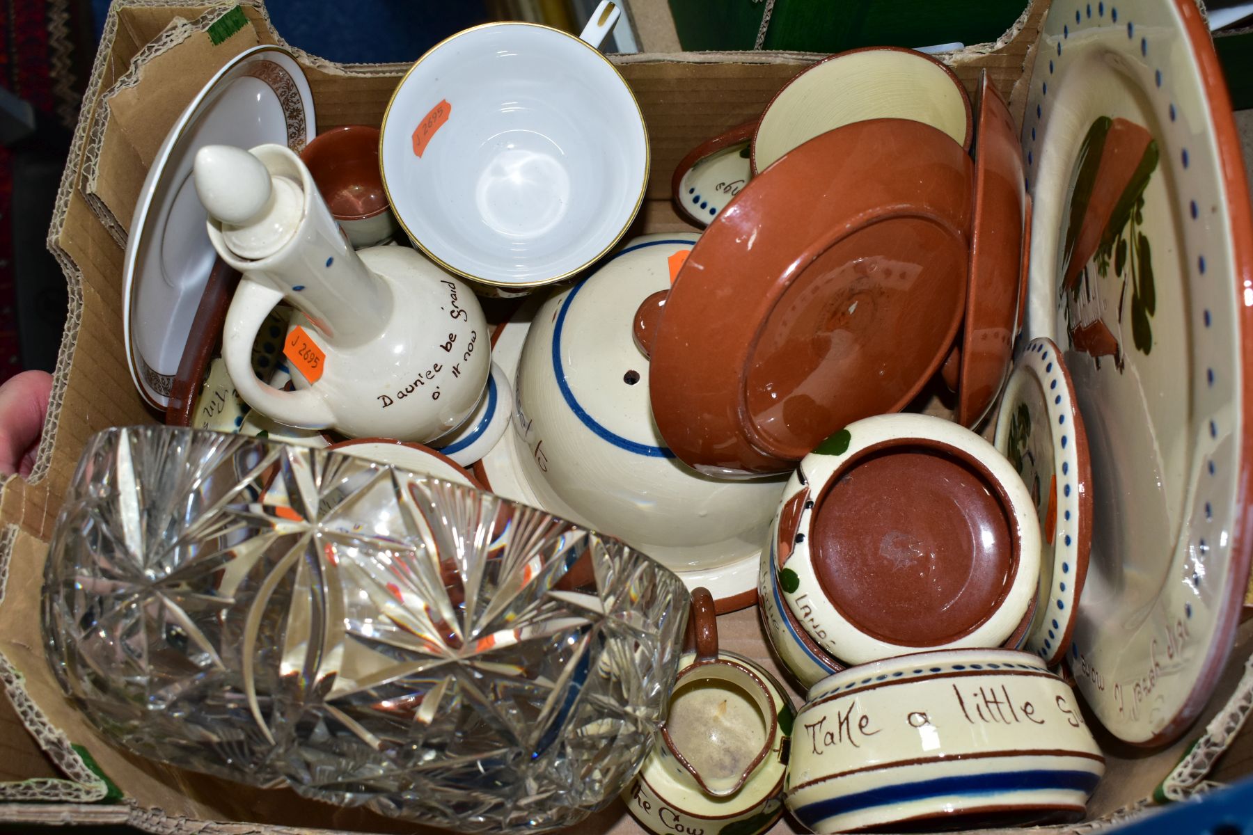 A BOX OF DEVON MOTTO WARE ETC, to include cups, cheese dish with cover, egg cups, water jug etc - Image 4 of 6