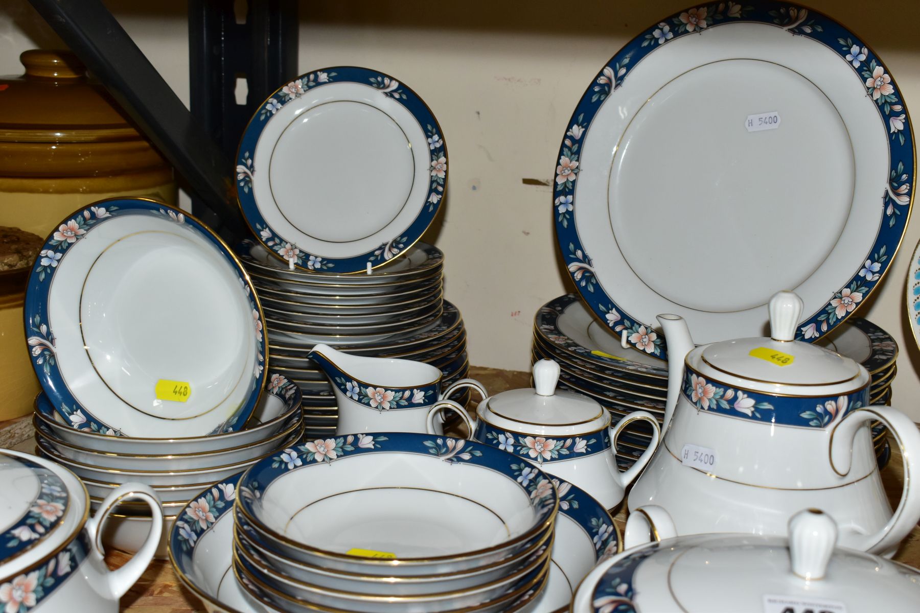 A SEVENTY FOUR PIECE LEGENDARY BY NORITAKE 'PRESCOTT' 3880 DINNER SERVICE, comprising two tureens, - Image 6 of 7