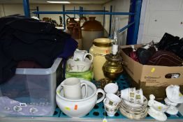 TWO BOXES AND LOOSE SUNDRY ITEMS ETC, to include an unmarked Royal Worcester table salt, six Spode