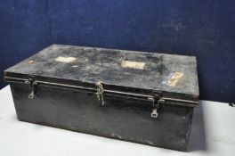 A LARGE METAL TRAVEL/STORAGE TRUNK measuring 90cm width 55cm depth 58cm height along with a