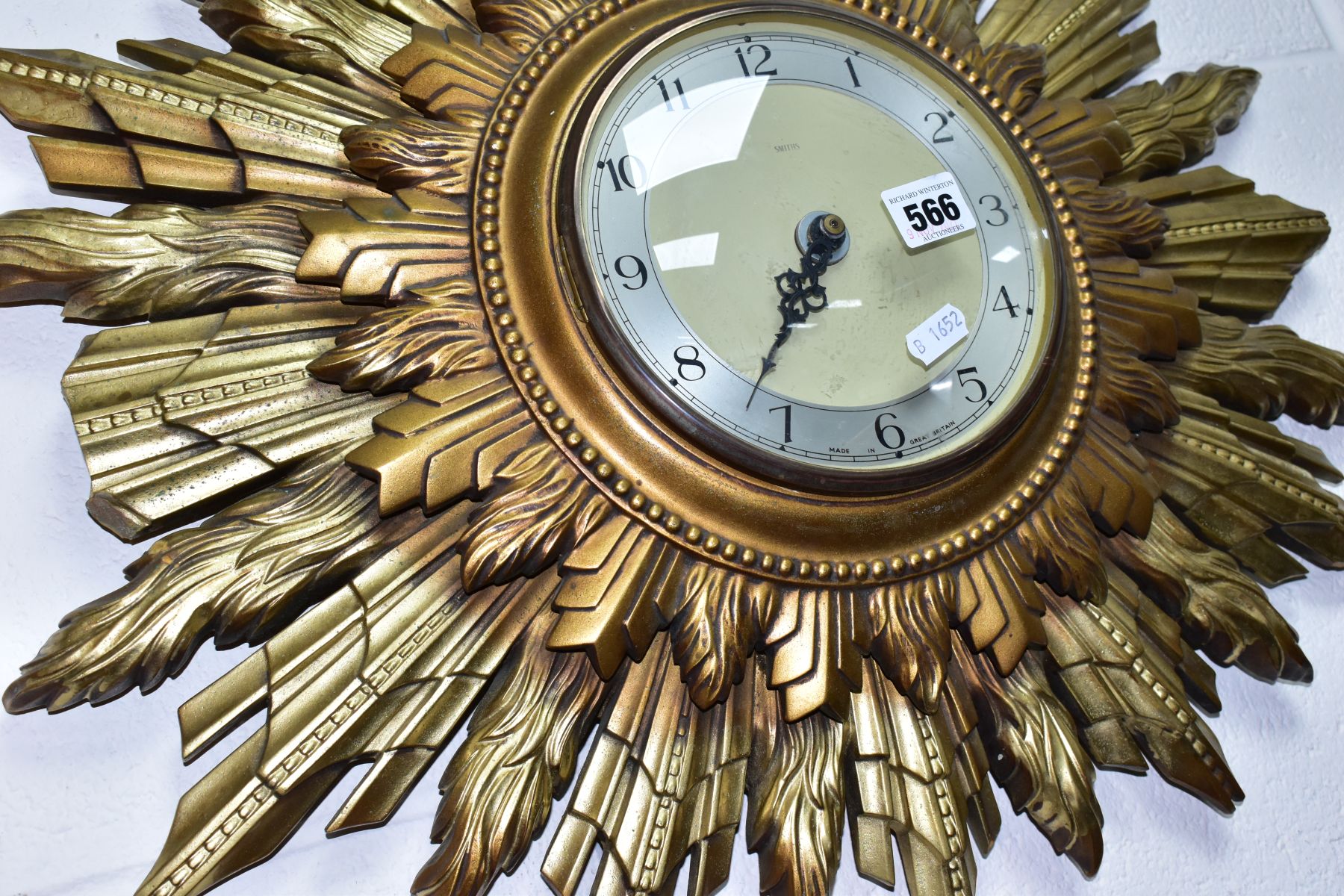 A SMITHS SUNBURST WALL CLOCK, with double sunburst and silvered dial, battery operated, not - Image 5 of 6