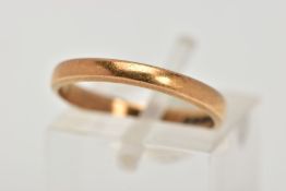 A 22CT GOLD BAND RING, slightly domed plain polished band, approximate width 2.5mm, approximate