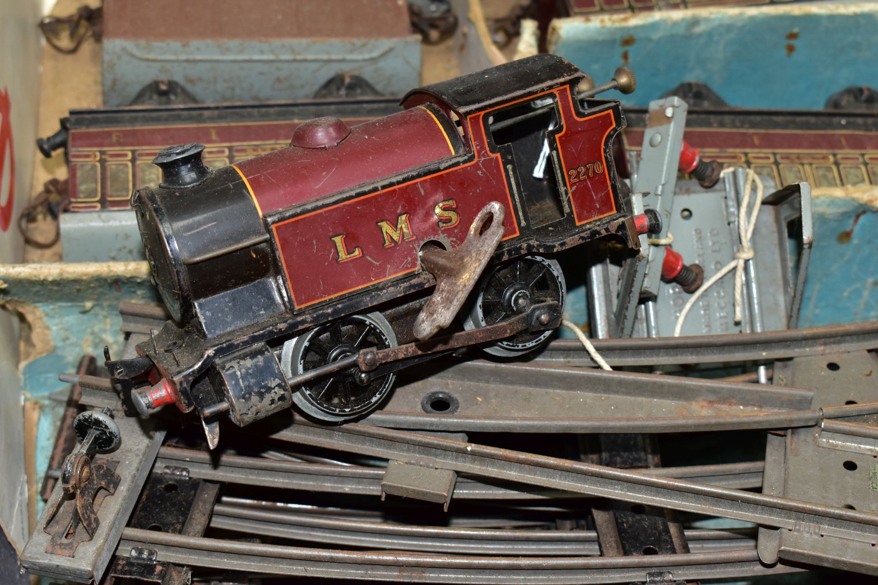 A PART BOXED HORNBY 0 GAUGE CLOCKWORK LMS NO 101 TANK PASSENGER SET, comprising 0-4-0 tank - Image 3 of 6