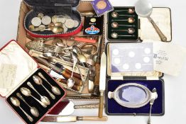 A SELECTION OF SILVER AND WHITE METAL CUTLERY, to include a boxed silver lined butter dish with