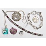 A BAG OF ASSORTED SILVER AND WHITE METAL JEWELLERY, to include a silver openwork brooch, of a