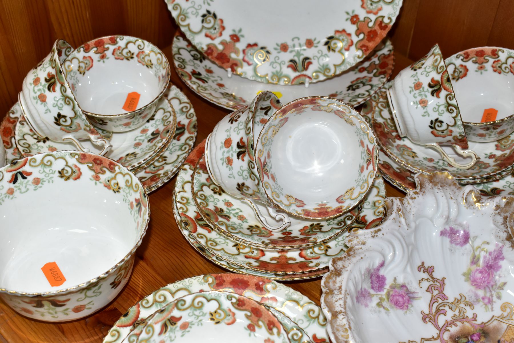 A GROUP OF CERAMIC TEAWARES ETC, comprising a twenty one piece Royal Crown Derby Derby Posies part - Image 10 of 20