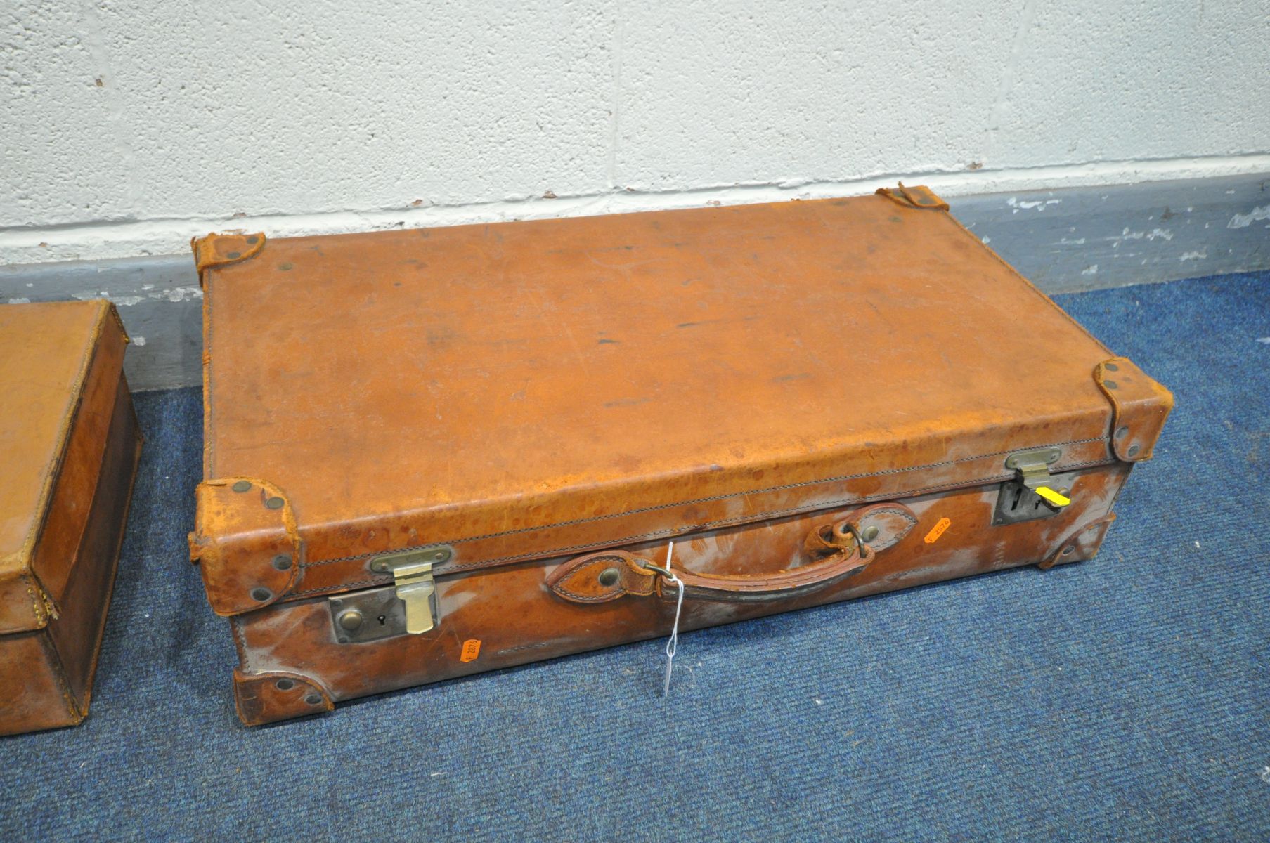 A VINTAGE BROWN LEATHER SUITCASE, width 72cm x depth 42cm x height 19cm, another brown leather - Image 2 of 3