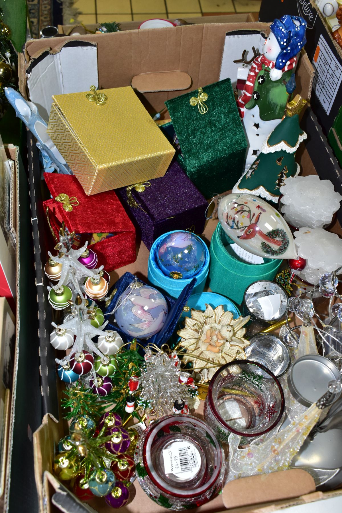 TWO BOXES OF CHRISTMAS DECORATIONS, contemporary or late 20th Century, to include glass and - Image 9 of 10
