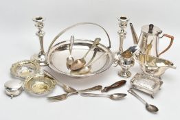 A SELECTION OF SILVER AND WHITE METAL ITEMS, to include a silver gravy boat, plain polished design