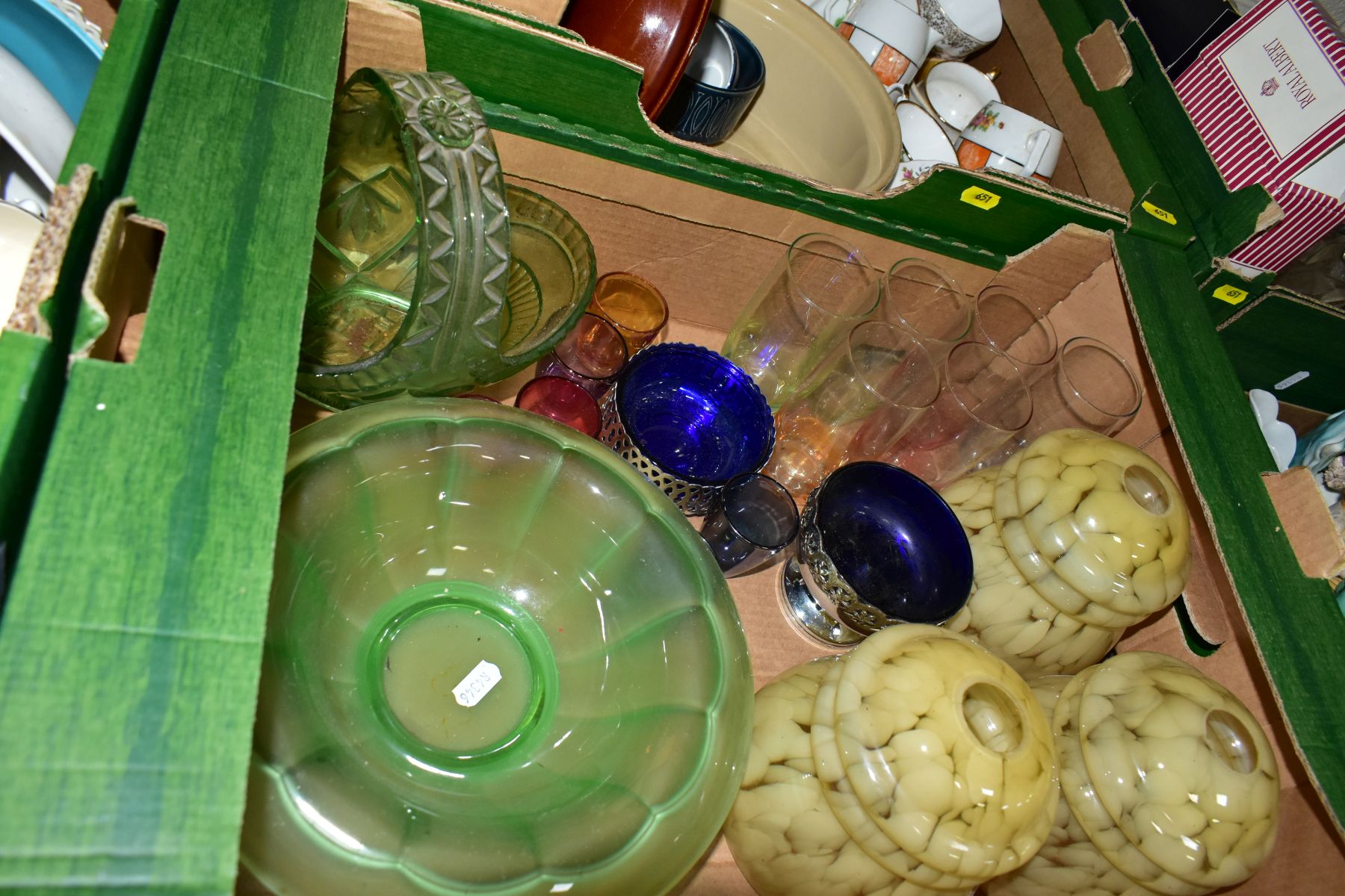 SIX BOXES OF CERAMICS AND GLASSWARE, ETC, to include a set of three mottled yellow glass - Image 10 of 10