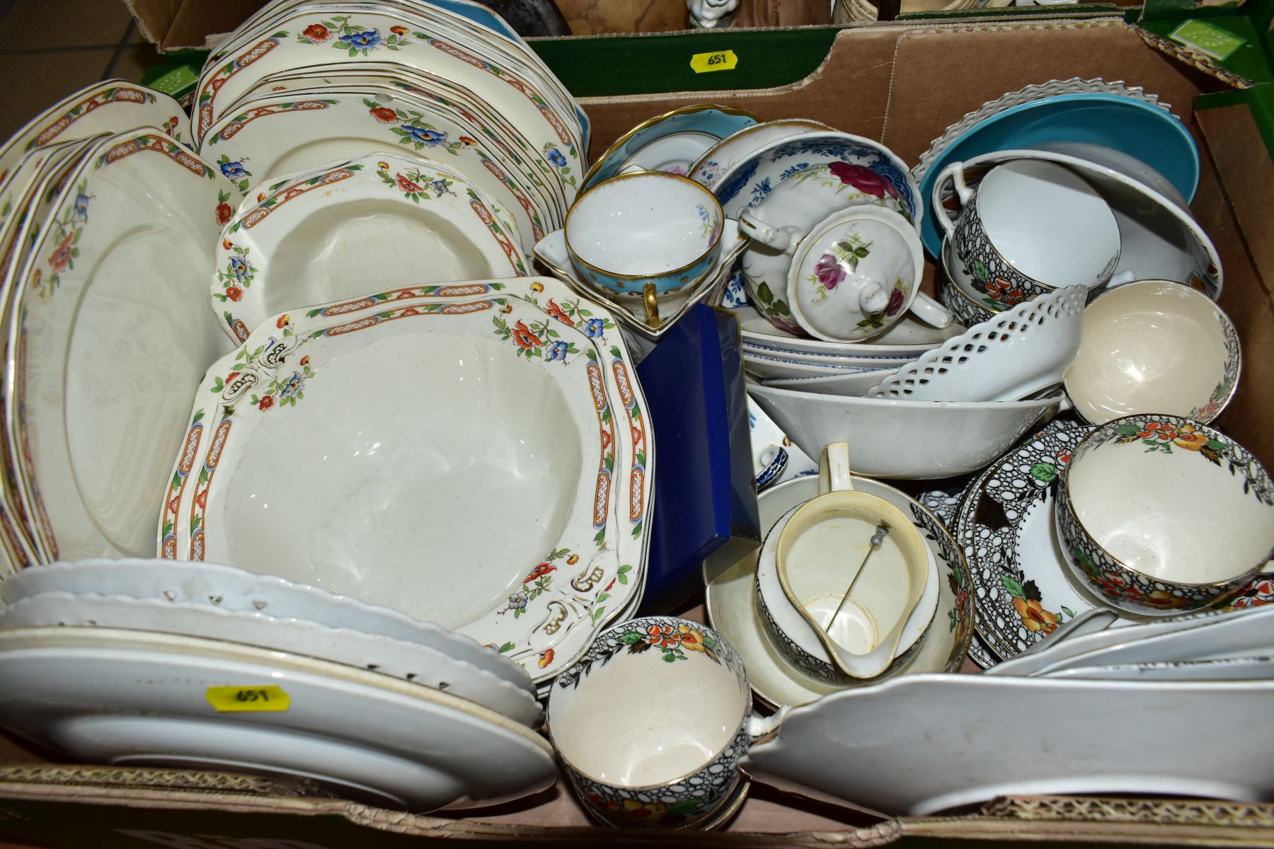 SIX BOXES OF CERAMICS AND GLASSWARE, ETC, to include a set of three mottled yellow glass - Image 4 of 10