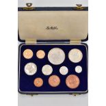 A SUID-AFRICA QUEEN ELIZABETH 1953 YEAR SET CONTAINING 11 COINS, to Include £1 gold coin £1/2 gold