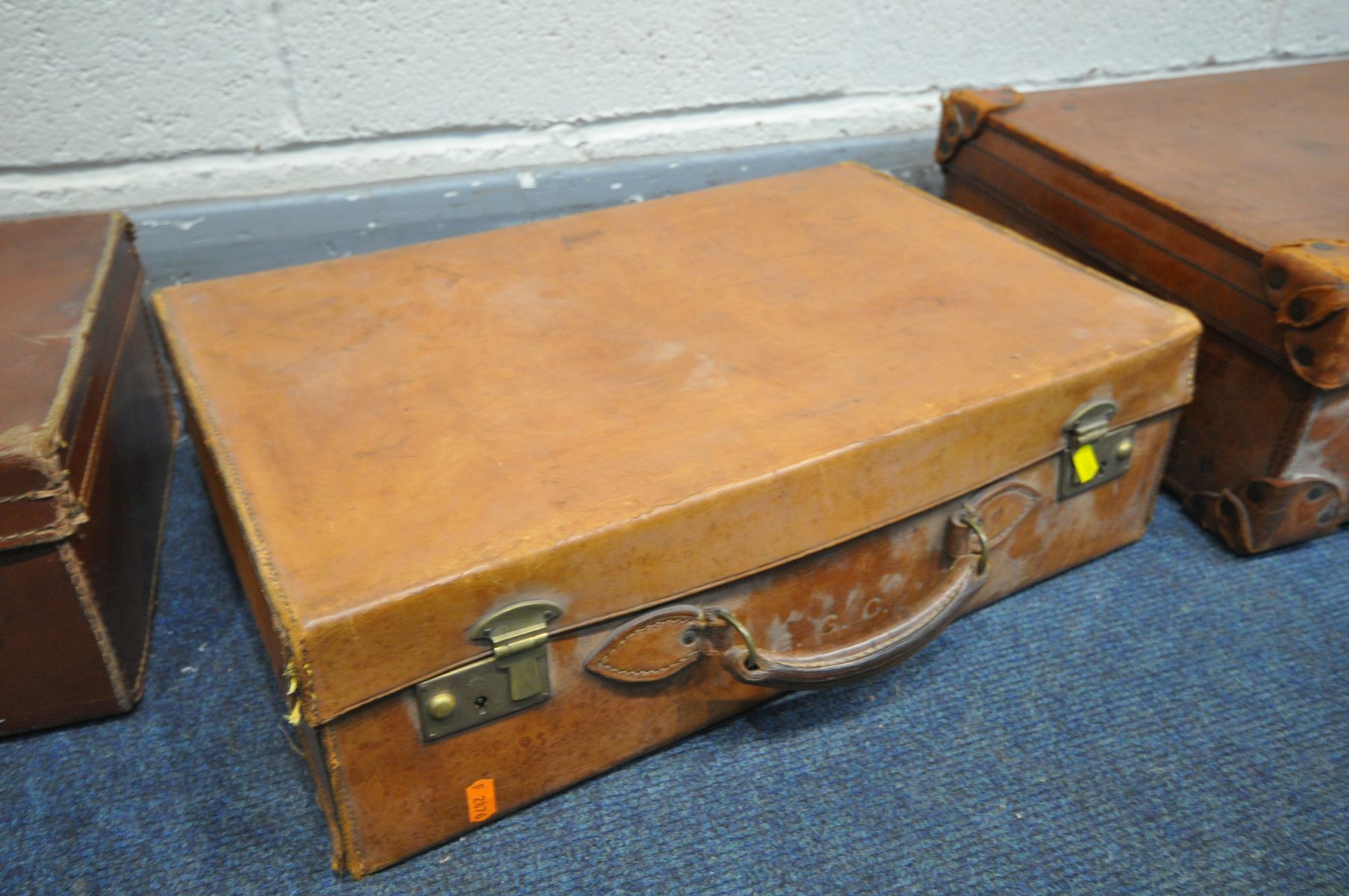 A VINTAGE BROWN LEATHER SUITCASE, width 72cm x depth 42cm x height 19cm, another brown leather - Image 3 of 3