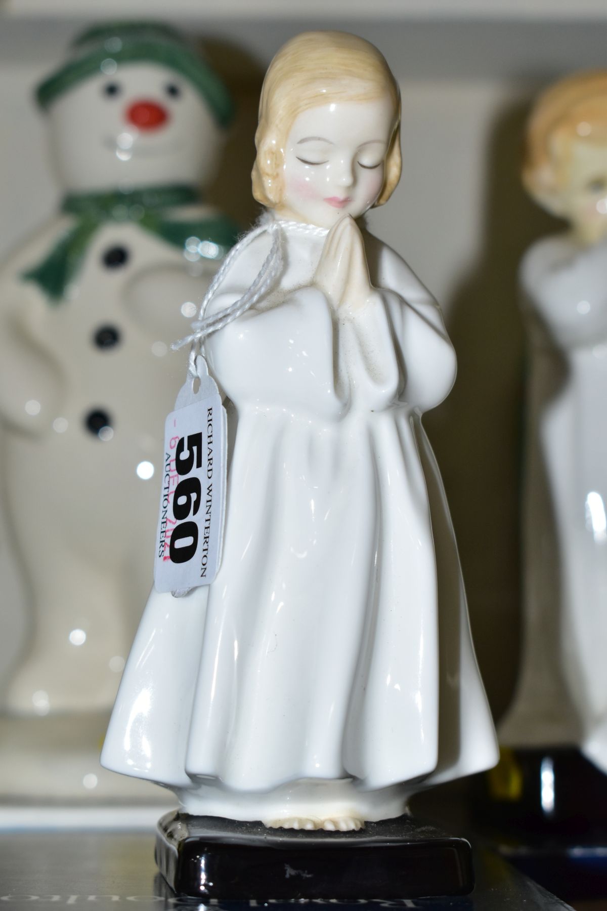 FIVE ROYAL DOULTON FIGURINES AND OTHER CERAMIC ITEMS, comprising a Royal Doulton My First Figurine - Image 7 of 9