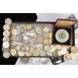 A SMALL TRAY OF MODERN COINAGE, to include five pounds to 50p coins in good grades, to Include old