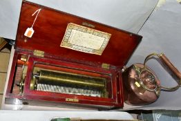 A LATE 19TH CENTURY SWISS WALNUT AND WALNUT STAINED CYLINDER MUSIC BOX, plain exterior, hinged top