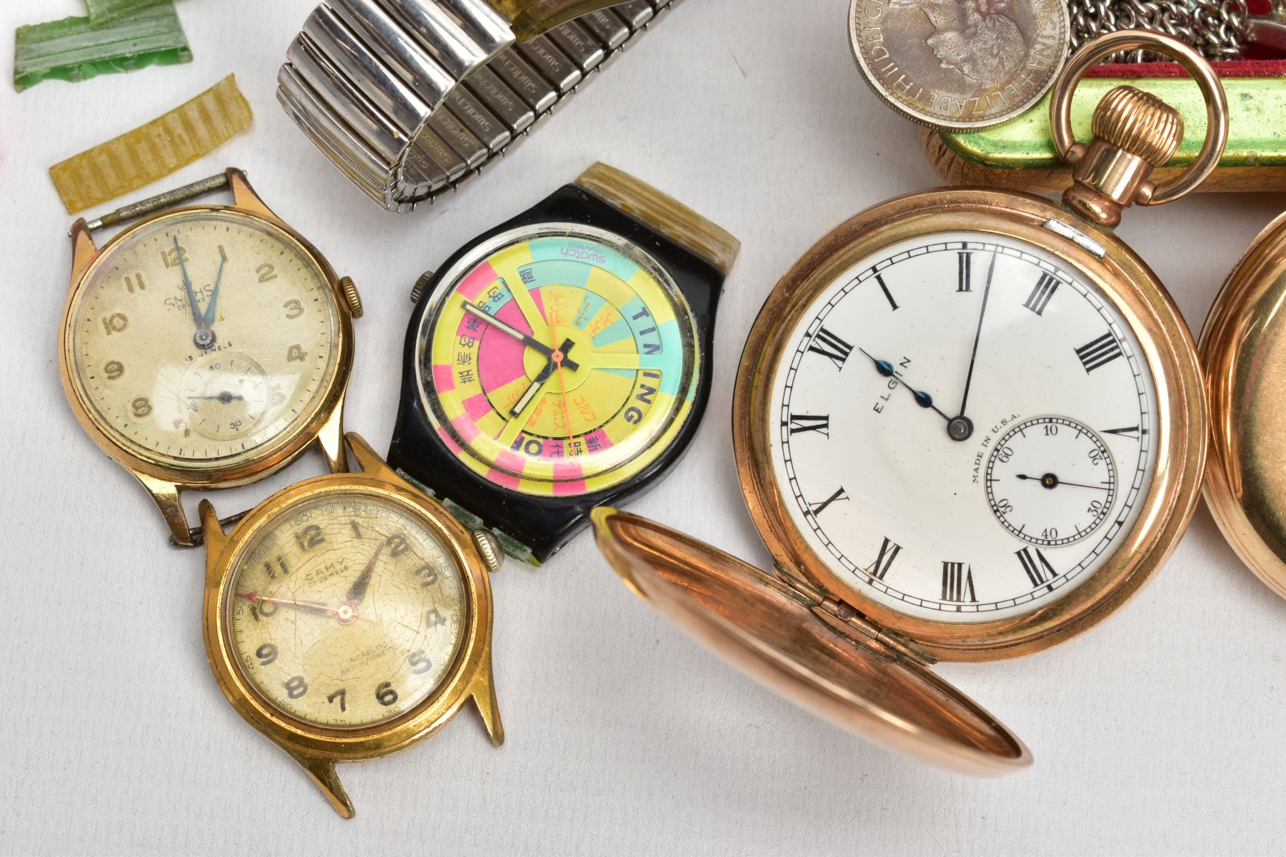AN ASSORTMENT OF WATCHES AND COINS, to include three gold plated pocket watches all with white faces - Image 5 of 7
